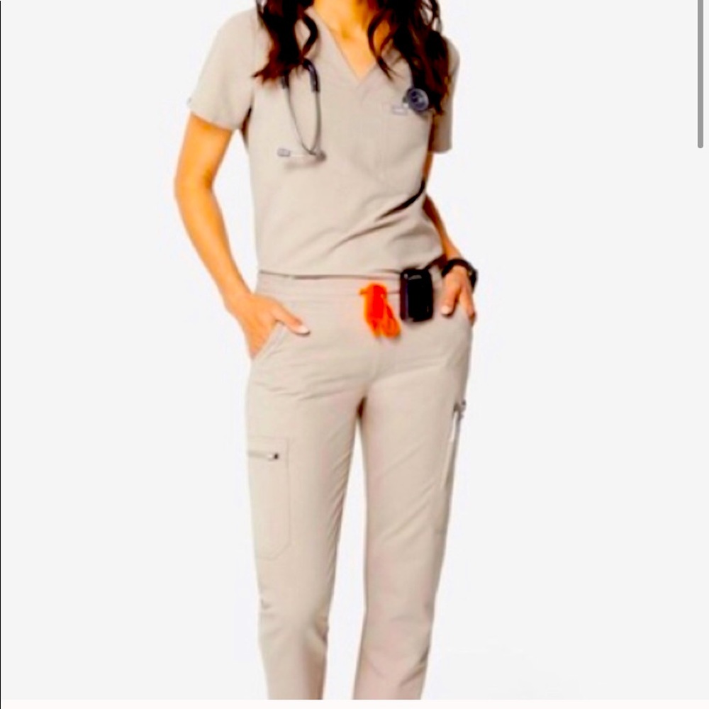 Figs Scrub top